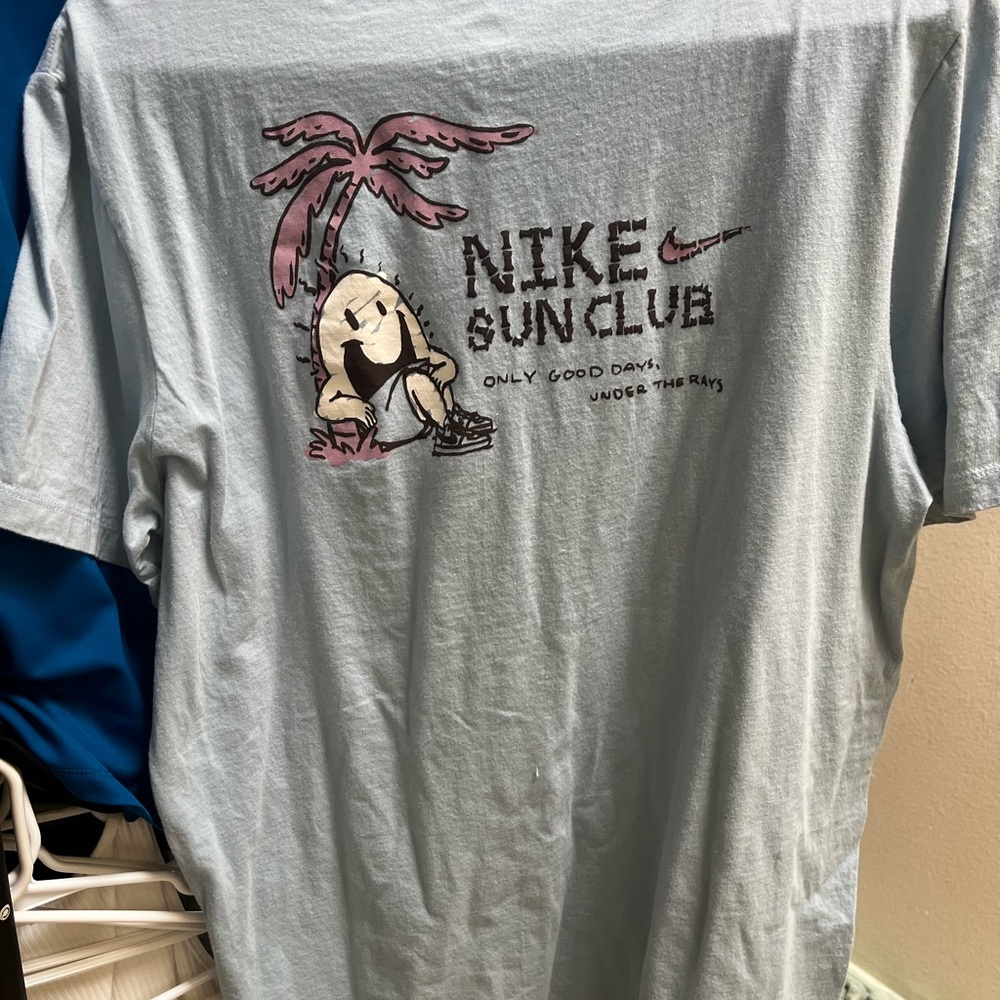 Nike Sun Club Men's Blue T-Shirt - Picture 4 of 4